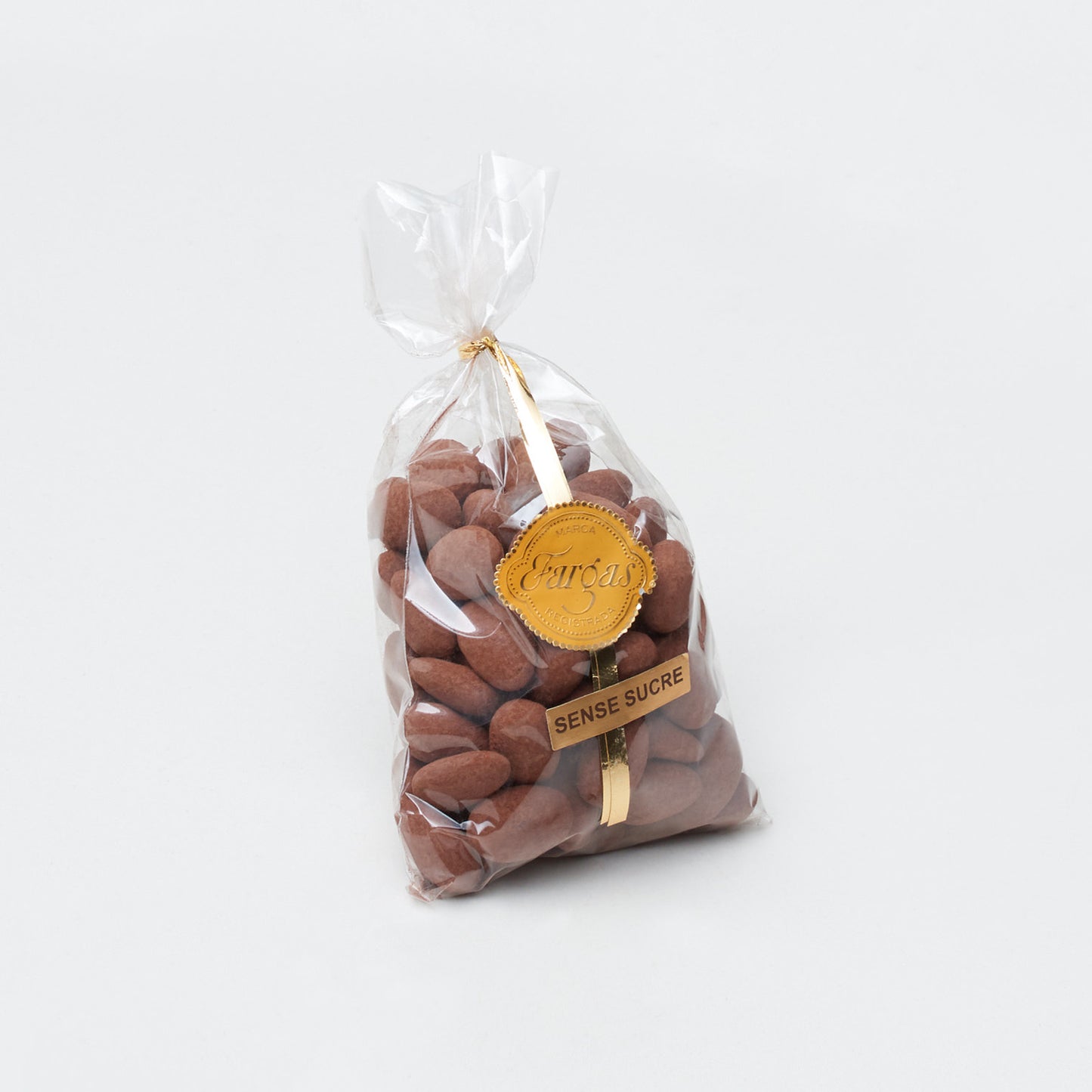Caramelized almonds with cocoa
